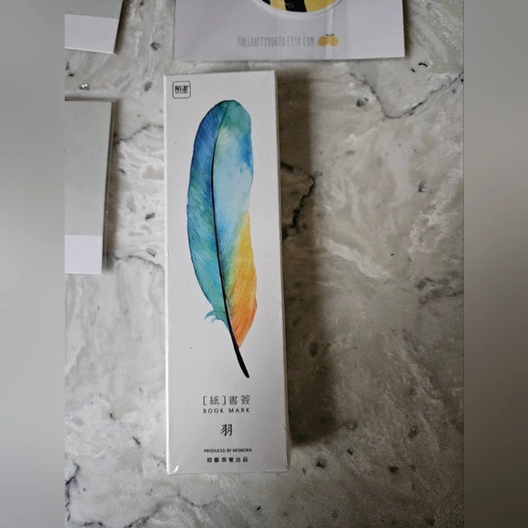 Large Lot of Various Bookmarks- 30Pcs  Feather Shape and 5 Magnetic Animal - Picture 5 of 8